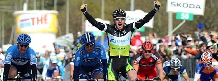 Goss Wins, Cav Crashes, Phinney Injured in Giro d'Italia Stage Three
