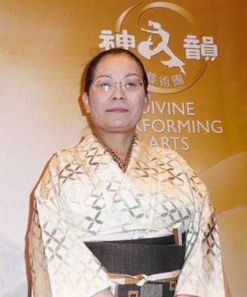 Classical Chinese Dancer Lavishes Praise on Shen Yun