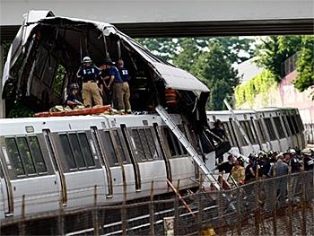 6 Dead, Dozens Injured in D.C. Metro Crash