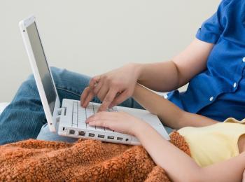 Depression in Adolescents May Be Triggered by Excessive Internet Use, Study Says