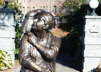 Emily Carr Honoured With Hometown Statue
