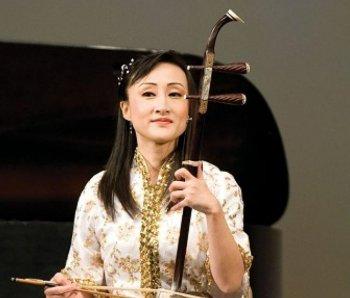 Qi Xiaochun, Shen Yun Erhu Soloist