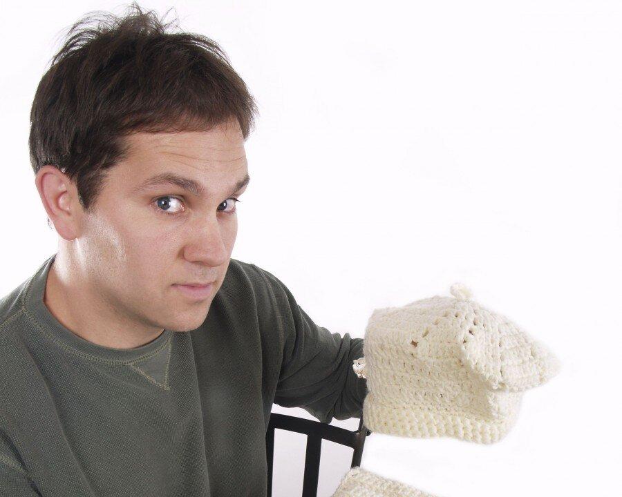 Canadians Reluctant to Get Rid of Unwanted Holiday Gifts: Survey