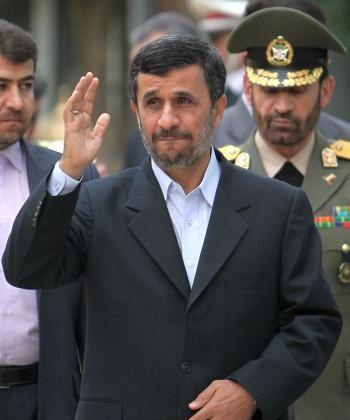 Iran’s Ahmadinejad Rejects Obama’s Overtures
