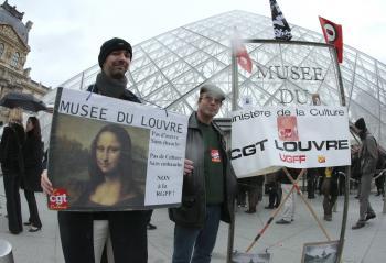 Strikes Force National Museums in France to Close