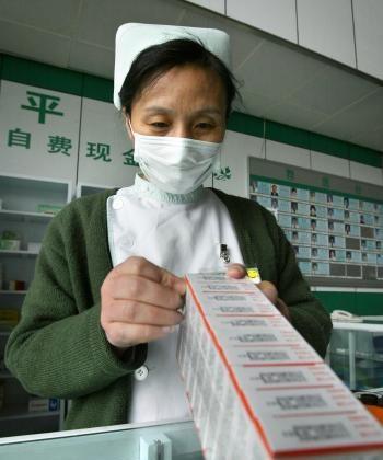 Two-Thirds of Chinese Drug Stores Sell Counterfeit Medicine, Says Investigator