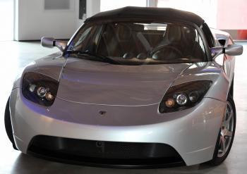 Electric Carmaker Tesla Motors Files for IPO