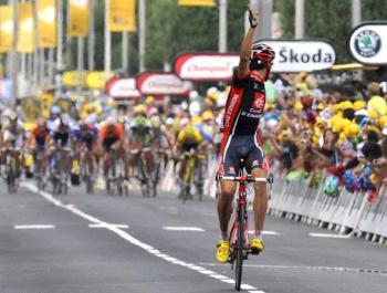 Sanchez Takes Tour de France Stage Seven