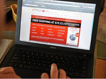 Online Shopping Jumped Last Weekend Before Christmas