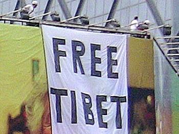 Pro-Tibet Protesters Deported