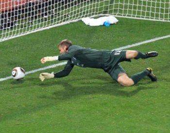 Robert Green’s Blunder Gifts USA Draw With England at World Cup