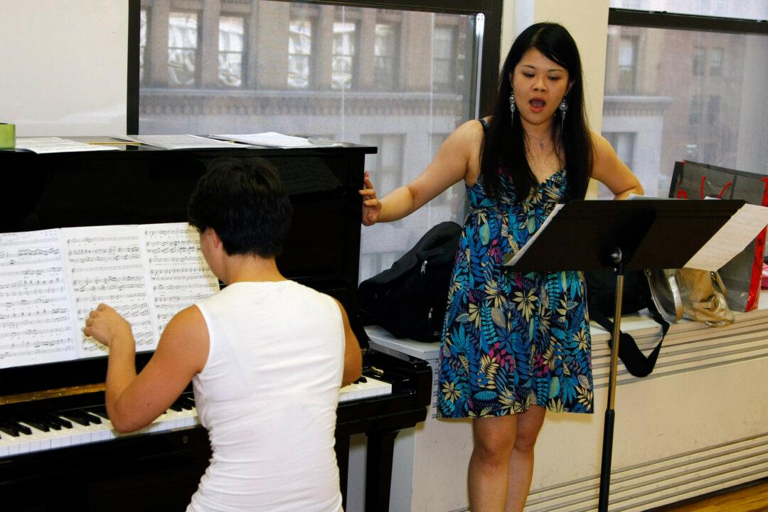 NTDTV’s Chinese Vocal Competition Starts Today