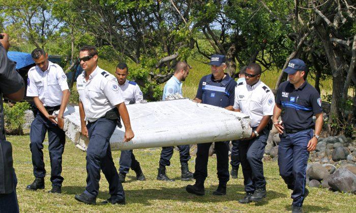 Malaysia Seeks Help in Finding More Possible MH370 Debris