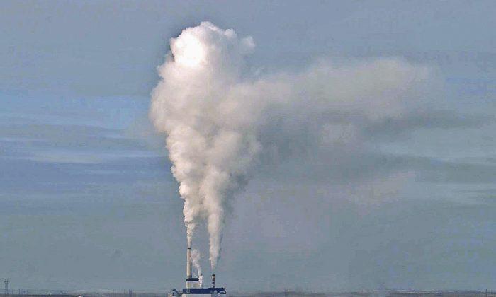 North Dakota Mulls Lawsuit Over New Greenhouse Gas Limits