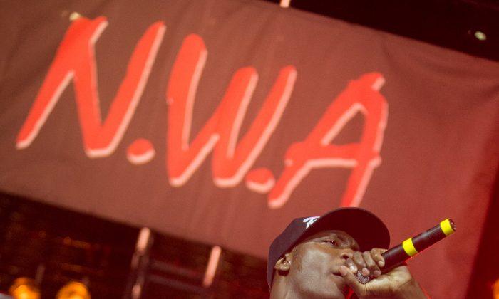 ‘Straight Outta Compton’ Film Review: How N.W.A.’s Gangsta Rap Was Ghetto Journalism