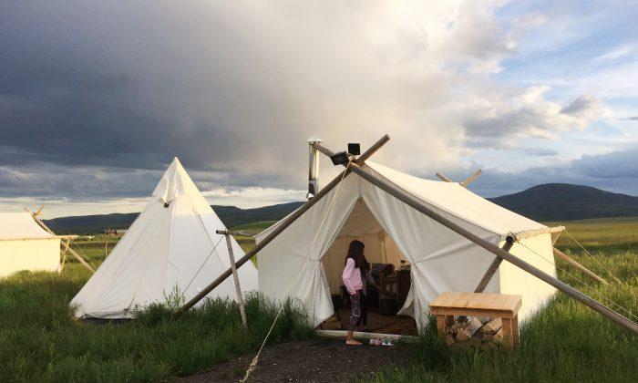 A Family, Wooed by Down-Covered Beds, Converts to ‘Glamping’