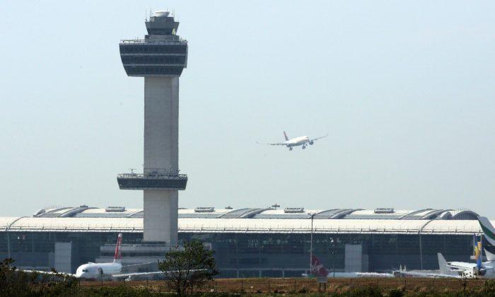 Plane Carrying ‘Seriously Ill’ Passengers Lands at JFK Airport: Reports
