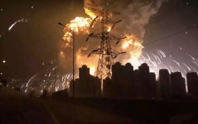 Large Explosion in Chinese Port City Injures Hundreds