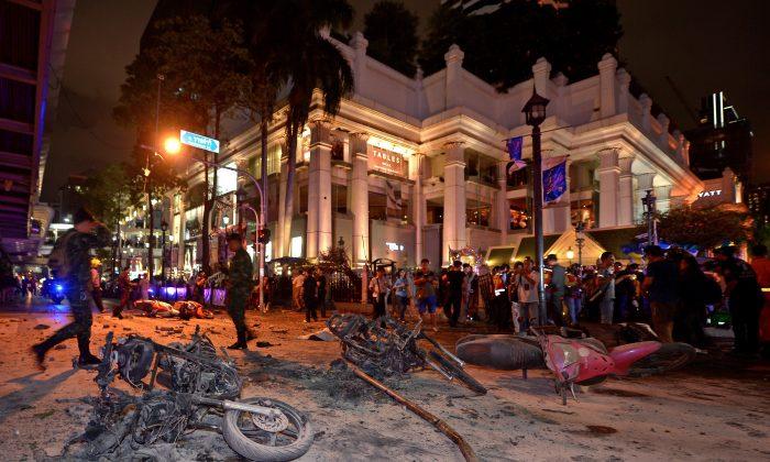 Bomb Explodes at Bangkok Shrine, Killing at Least 18