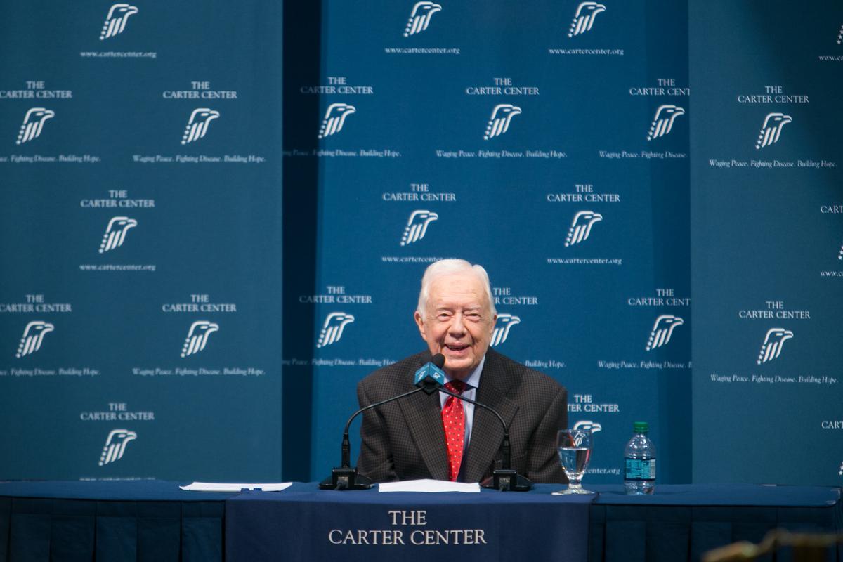With Humor and Honesty, Carter Talks About His Cancer
