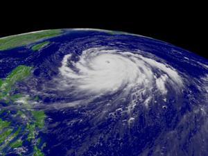 China Evacuates 600,000 after Typhoon Lashes Taiwan