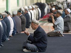 Communist Regime Bans People Under 18 From Attending Mosques in Xinjiang, China