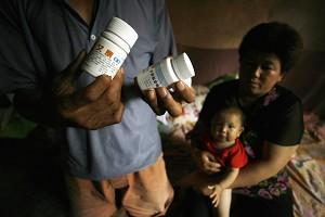 AIDS Sufferers Bemoan Lack of Drugs in China
