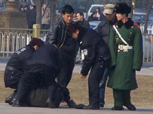 Tourists Witness Bloodshed in Tiananmen Square