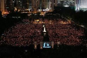 Thousands Commemorate June 4 in Hong Kong