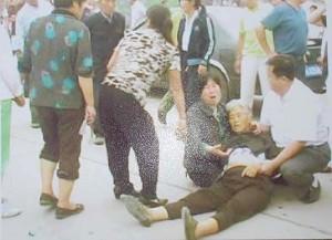 Chinese Woman Commits Suicide to Protest Forced Demolition