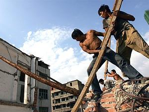 Chinese Peasant Workers Experience High Suicide Rate