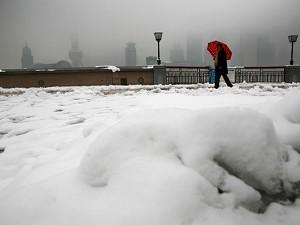 Snowstorm Traps 4 Million People at Guizhou