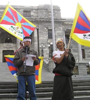 Local NZ Tibetans Hear Stories of Death