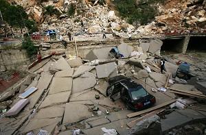 China Quake Victims Angry, Impatient for Aid