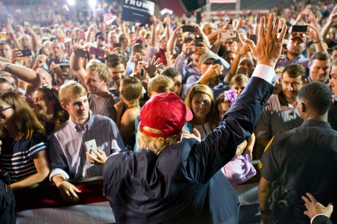 In Alabama, Trump Says He'd Like to Have Election Tomorrow