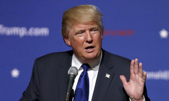 Trump Says He Would ‘Absolutely’ Implement Muslim Database