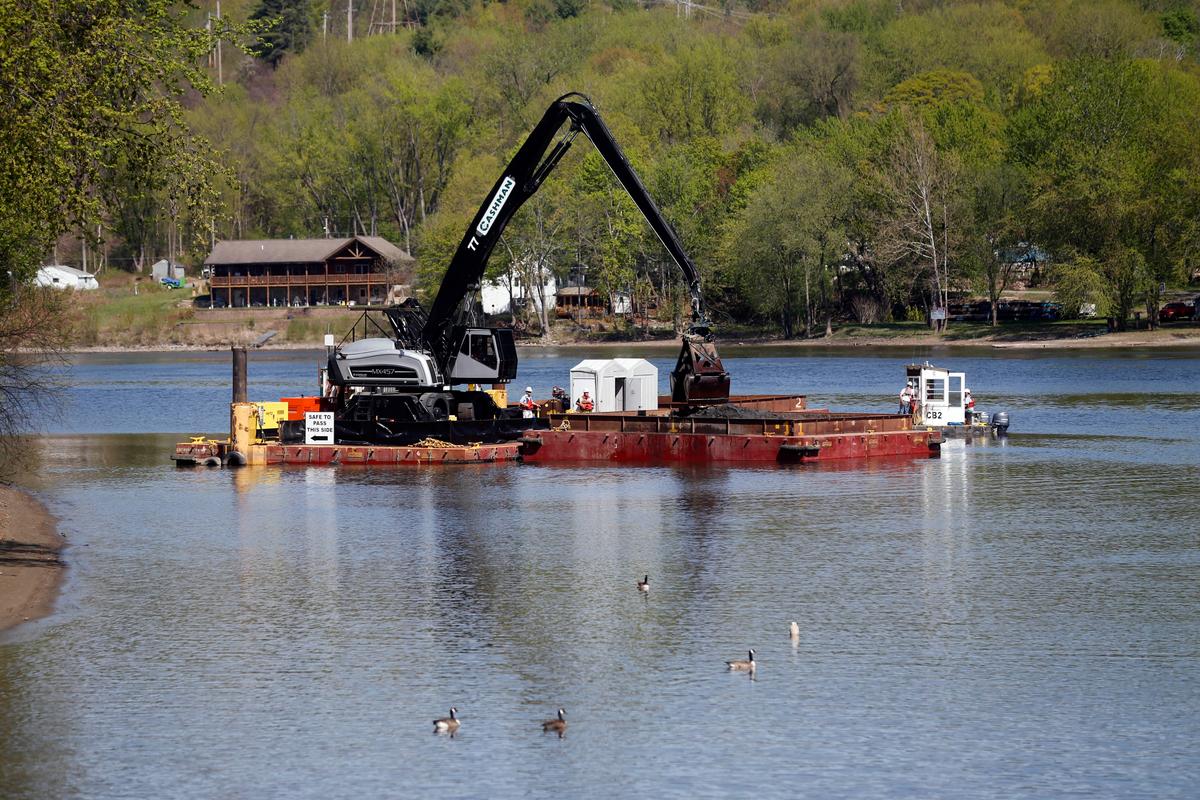 Debate Lingers Over Massive Clean-Up of Hudson River