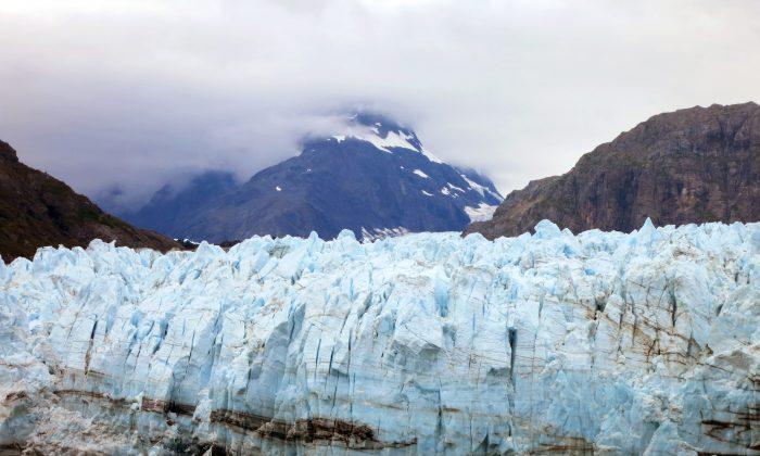 Global Warming Carving Changes Into Alaska in Fire and Ice