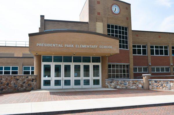 Entrance to Presidential Park Elementary School In Middletown, N.Y., on Aug. 31, 2015. (Yvonne Marcotte/The Epoch Times)