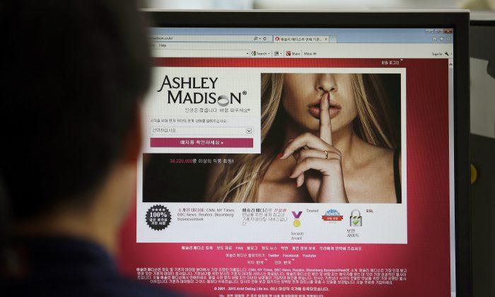 Blackmailers Have Already Made Money From the Ashley Madison Hack