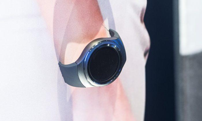 Is Samsung’s New Gear S2 Going to Be Compatible With iPhone?