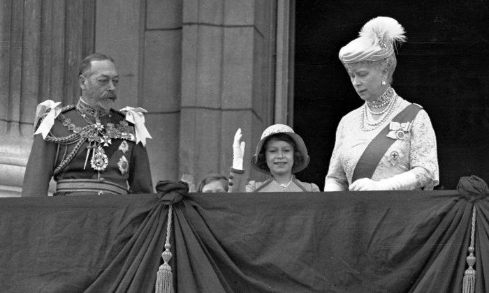 Queen Elizabeth II Surpasses Queen Victoria’s Long Reign
