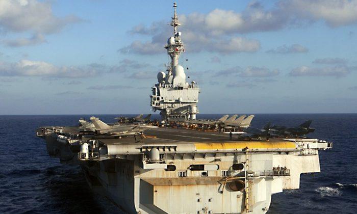 France to Build New Nuclear-Powered Aircraft Carrier