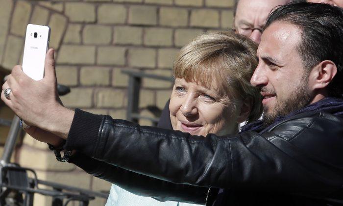 Migrant Crisis Adjusts Merkel’s Image, but Style Unchanged
