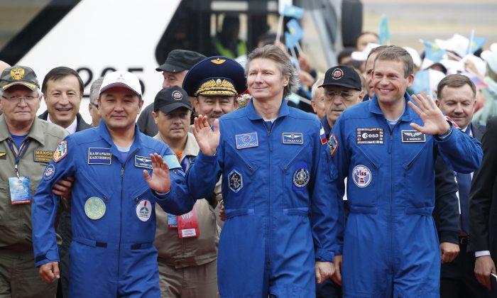 Record-Breaking Astronauts Return to Earth—Taking Us One Step Closer to Mars