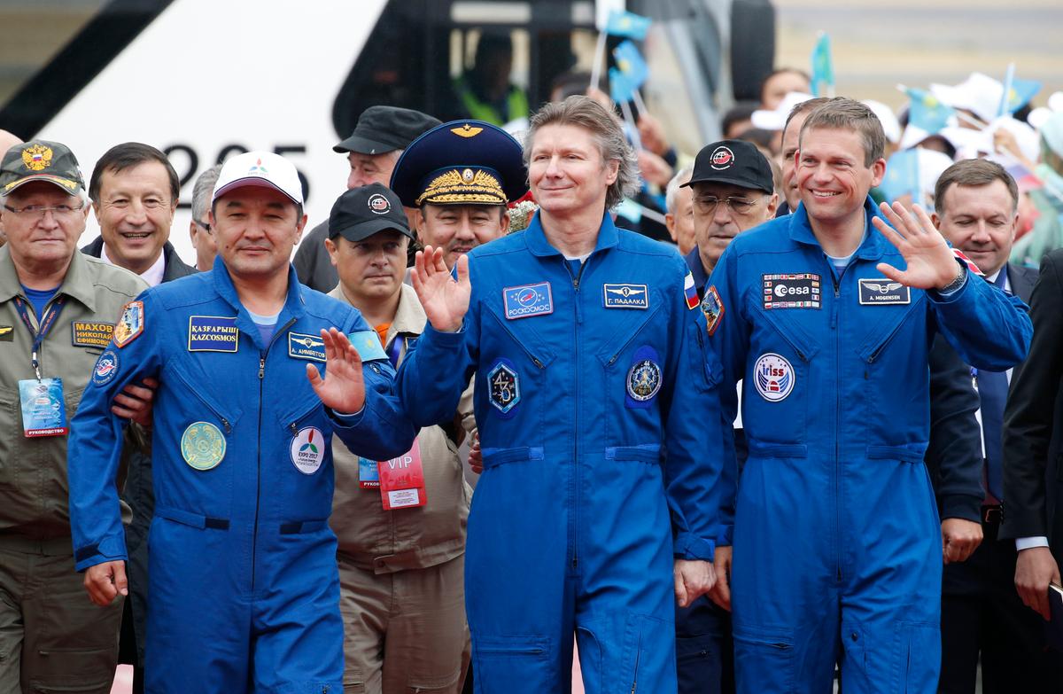 Record-Breaking Astronauts Return to Earth—Taking Us One Step Closer to Mars