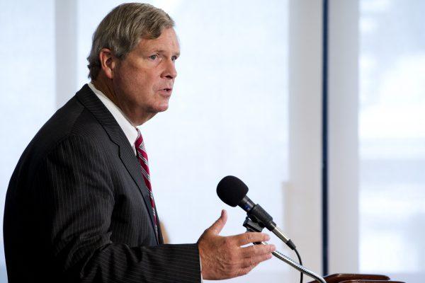 Agriculture Secretary Tom Vilsack at the National Press Club in Washington on Sept. 8, 2015. (AP Photo/Jacquelyn Martin)