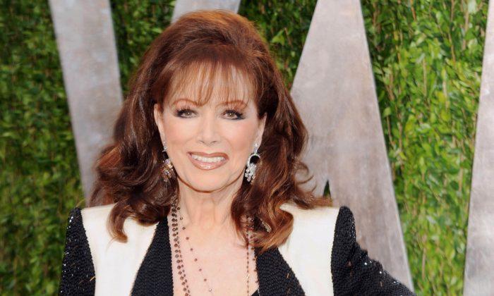 Jackie Collins, Novelist of the Rich and Scandalous, Dies