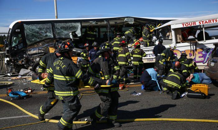 Tour Vehicle, Charter Bus Collide on Seattle Bridge; 4 Dead