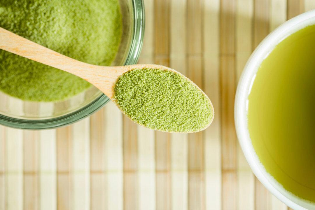 Green Tea & Exercise May Lower Risk for Alzheimer’s Disease